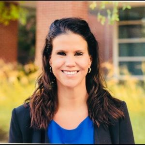 Meet your Posher, Jennifer